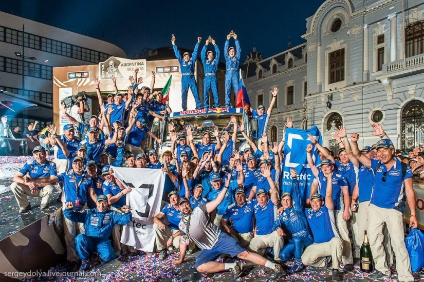 Dakar 2014. Race final and podium Dakar 2014. Race final and podium