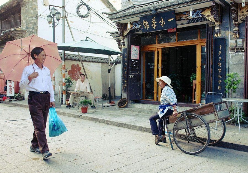 Dalí chino. Esto no es un artista. Esta ciudad Dalí chino. Esto no es un artista. Esta ciudad