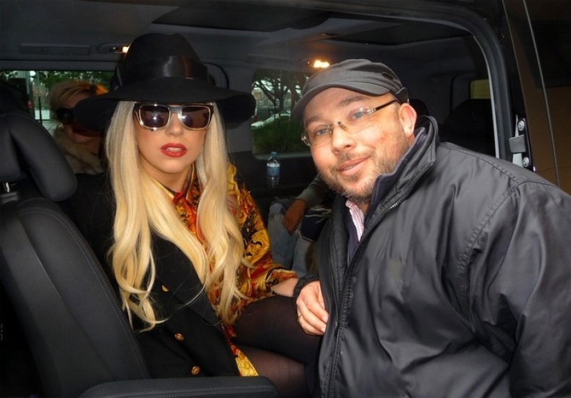 De Audrey Hepburn a Lady Gaga: fotógrafo se tomó selfies con celebridades durante 25 años