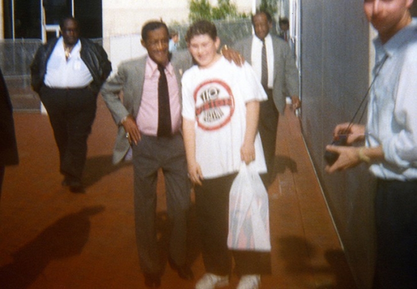 De Audrey Hepburn a Lady Gaga: fotógrafo se tomó selfies con celebridades durante 25 años