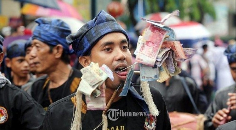 Debus self-torture festival in Indonesia