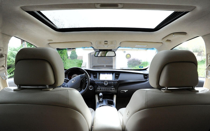 Descripción general de KIA Quoris