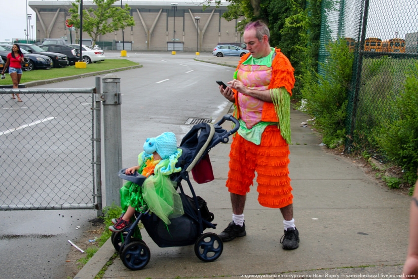 Desfile de sirenas: el buen espectáculo de monstruos de Brooklyn