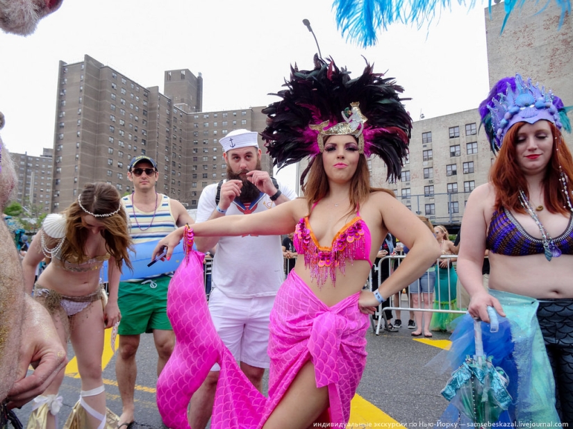 Desfile de sirenas: el buen espectáculo de monstruos de Brooklyn