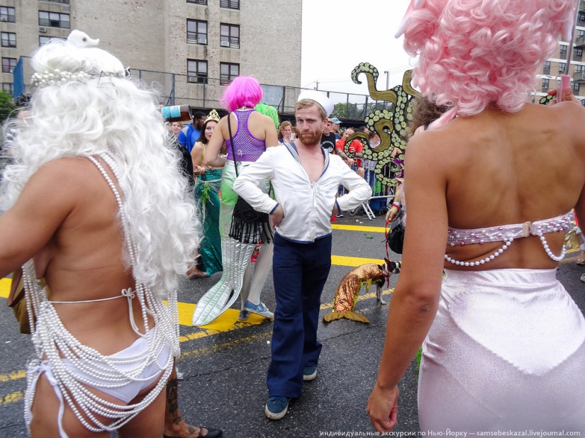 Desfile de sirenas: el buen espectáculo de monstruos de Brooklyn