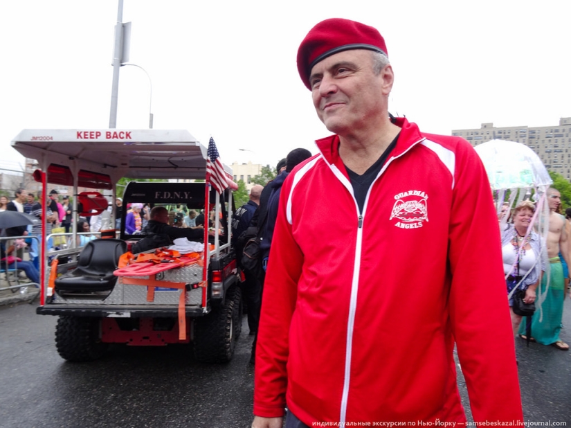 Desfile de sirenas: el buen espectáculo de monstruos de Brooklyn