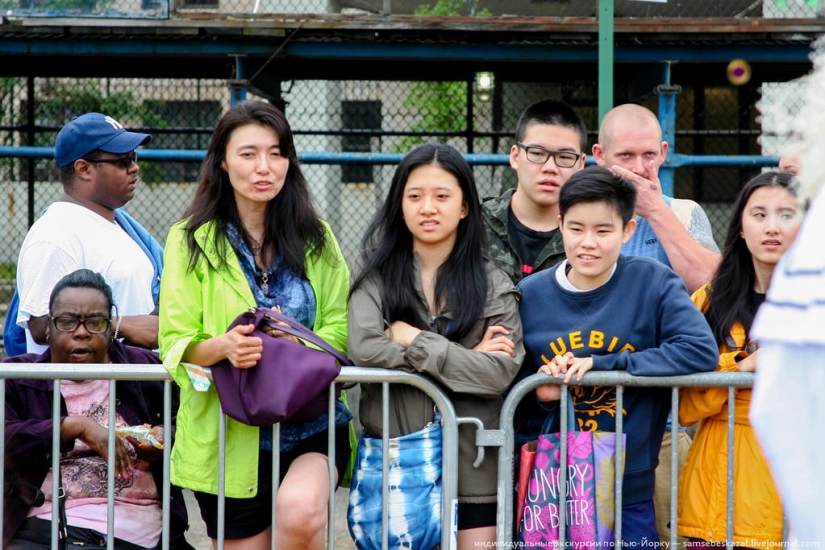 Desfile de sirenas: el buen espectáculo de monstruos de Brooklyn