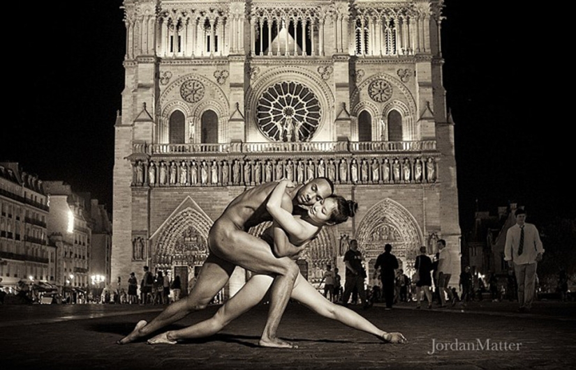 Desnudos en la gran ciudad: bailarines y bailarinas desnudos para un proyecto fotográfico único