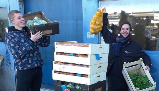 Dinamarca abre su primer supermercado vendiendo productos al final de su vida