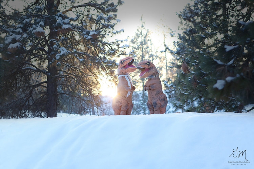 Dinosaurs are extinct, but true love is alive!