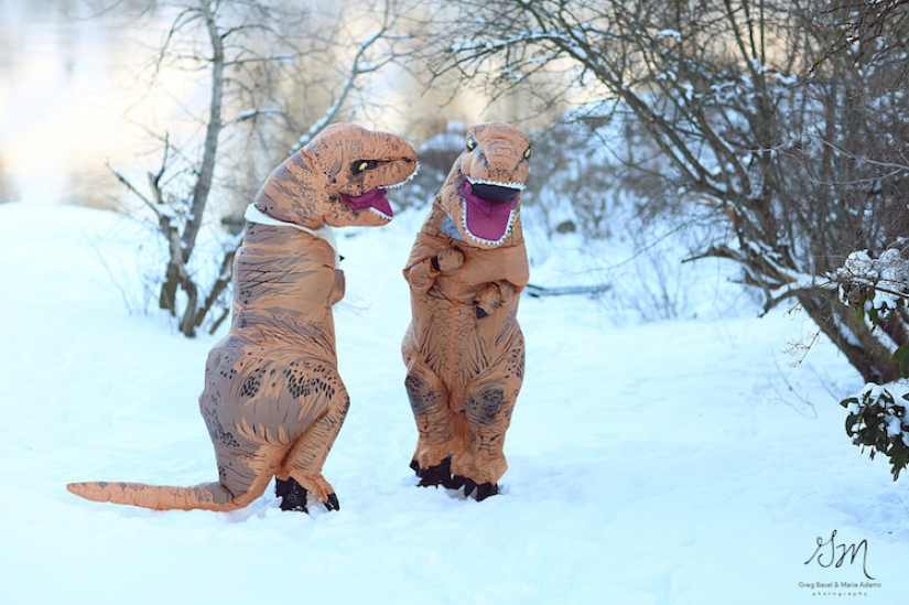 Dinosaurs are extinct, but true love is alive!