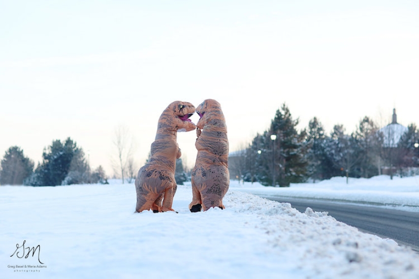 Dinosaurs are extinct, but true love is alive!