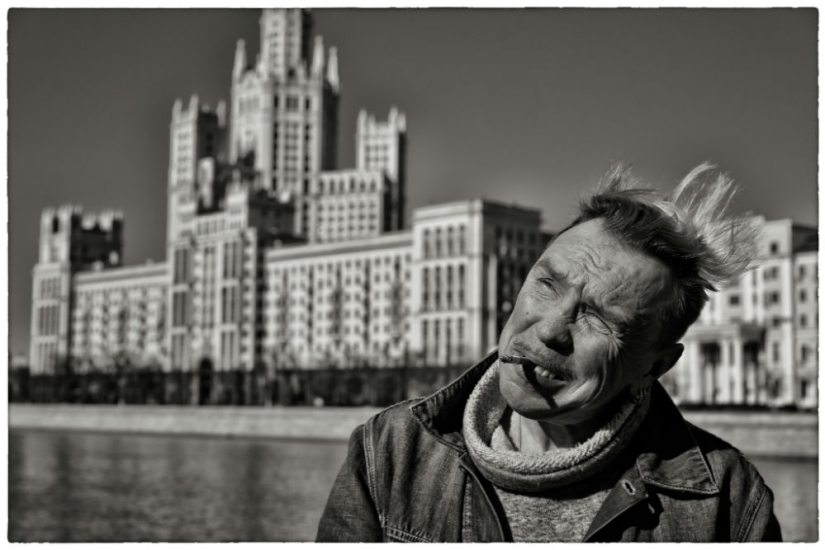 "Donado y robado" por el fotógrafo de rock de culto Igor Vereshchagin "Donado y robado" por el fotógrafo de rock de culto Igor Vereshchagin