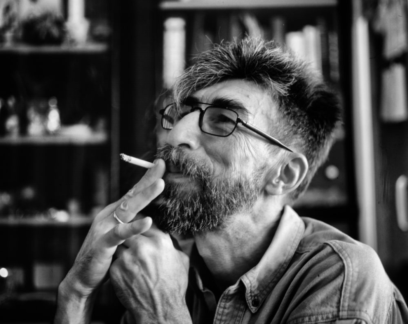 "Donado y robado" por el fotógrafo de rock de culto Igor Vereshchagin "Donado y robado" por el fotógrafo de rock de culto Igor Vereshchagin