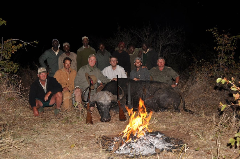 Donald Trump's Sons love to kill animals Donald Trump's Sons love to kill animals