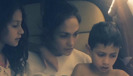 Double portion: Which celebrity has twins