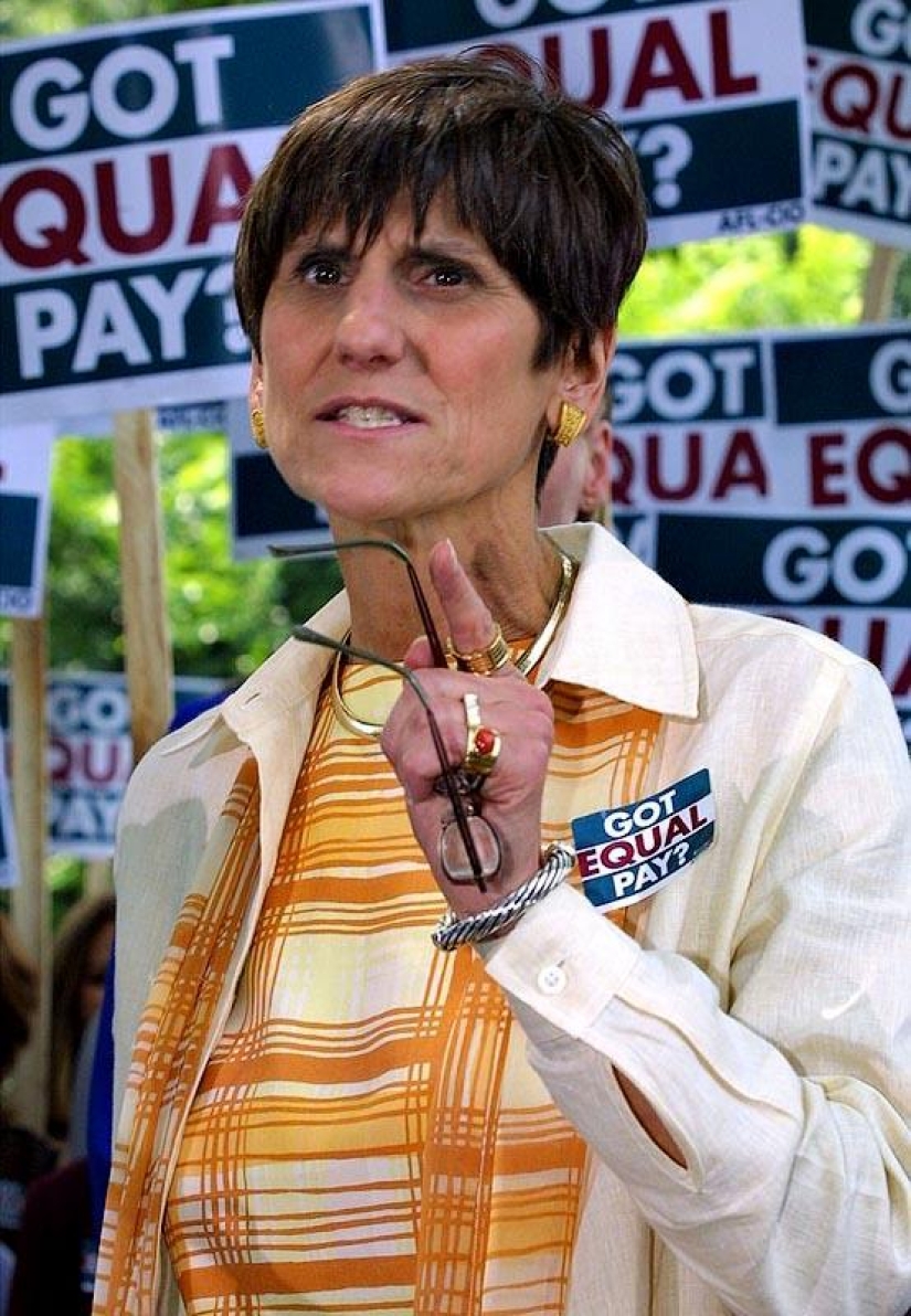 "Dress code? No, I didn’t hear ”: An extravagant female politician from the USA in hipster outfits