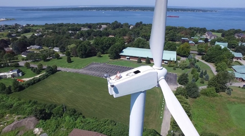 Drone caught sunbathing on a windmill Drone caught sunbathing on a windmill