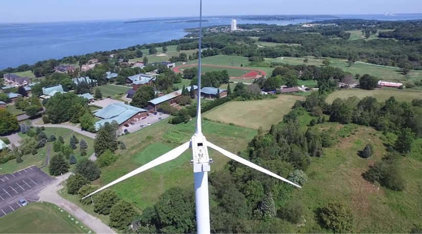 Drone caught sunbathing on a windmill Drone caught sunbathing on a windmill