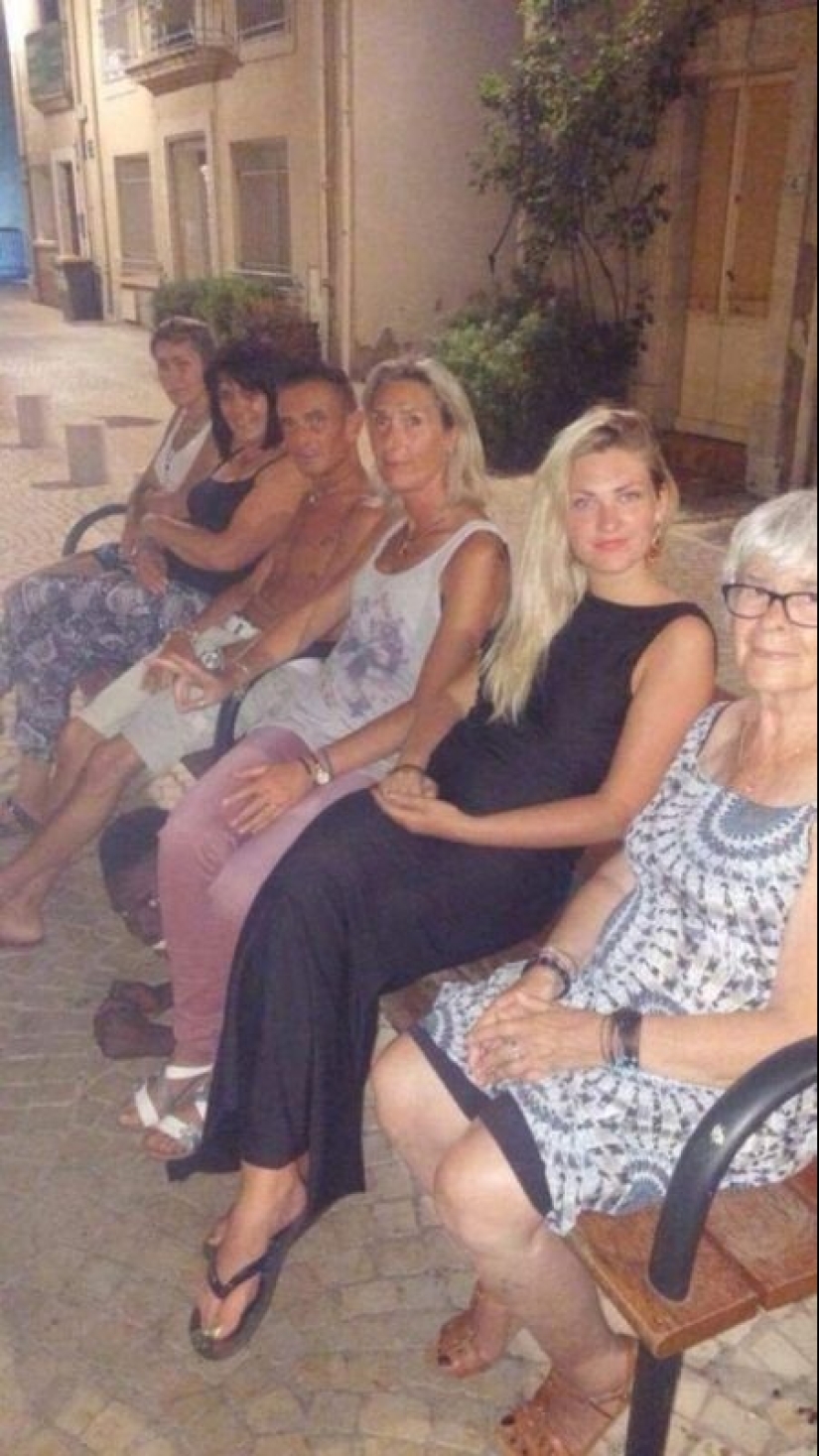 Echa un vistazo más de cerca: 19 cuadros en los que sucede algo extraño