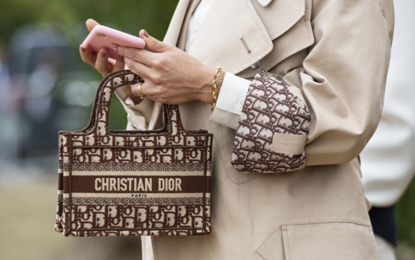 Economy class woman: 10 mistakes that cheapen appearance