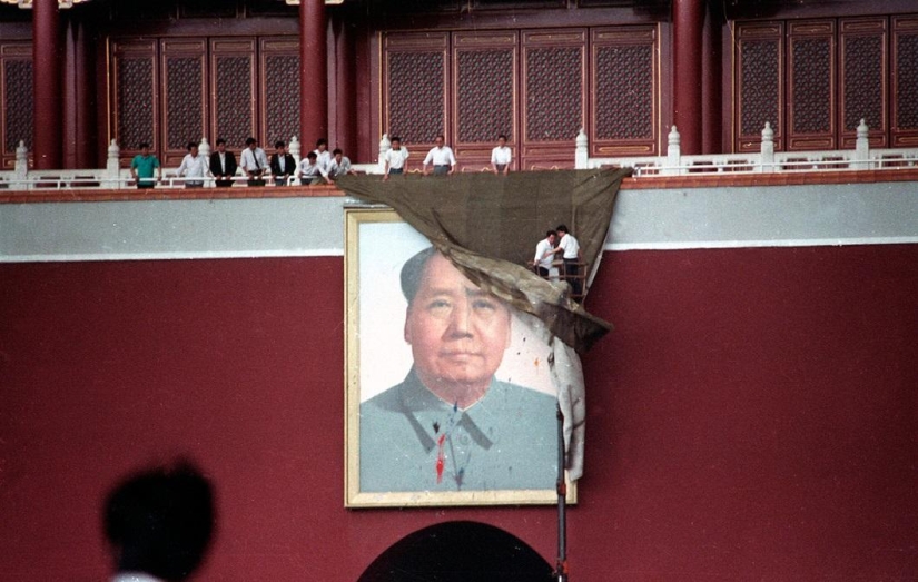 Ejecución de manifestantes en la plaza de Tiananmen hace 25 años