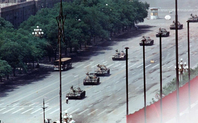 Ejecución de manifestantes en la plaza de Tiananmen hace 25 años