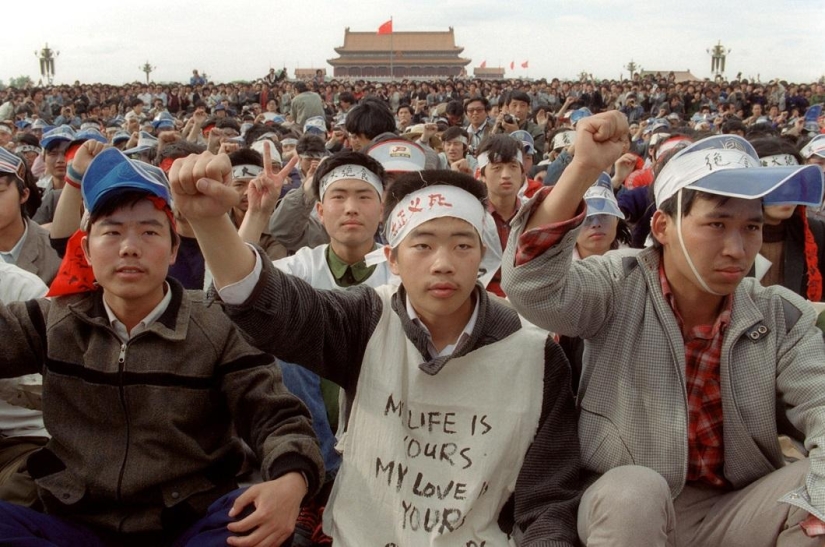 Ejecución de manifestantes en la plaza de Tiananmen hace 25 años