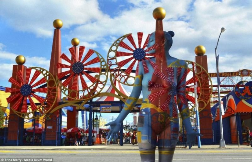 El arte del disfraz: modelos desnudas en la ciudad de Nueva York El arte del disfraz: modelos desnudas en la ciudad de Nueva York