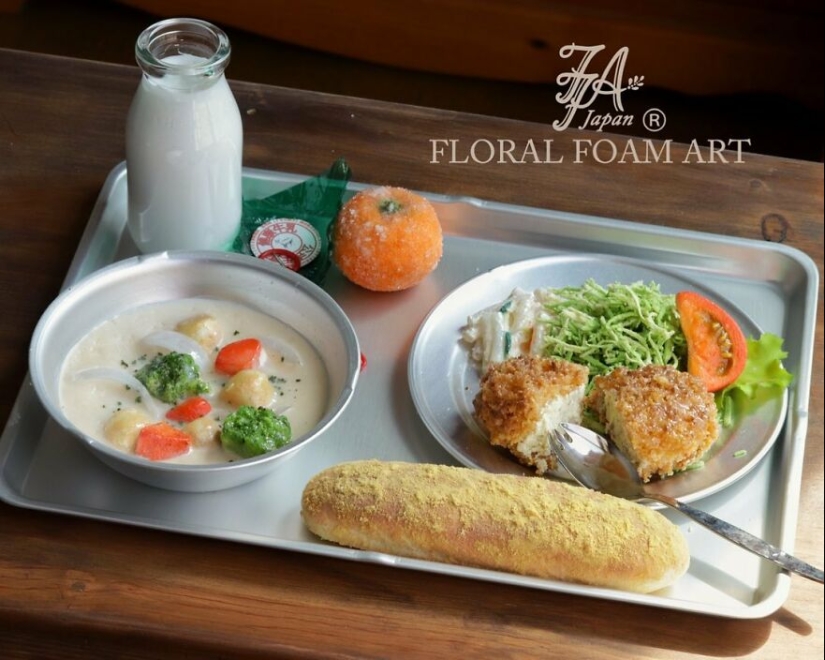 El artista cocina una ilusión con sus réplicas de alimentos realistas (Parte 2)