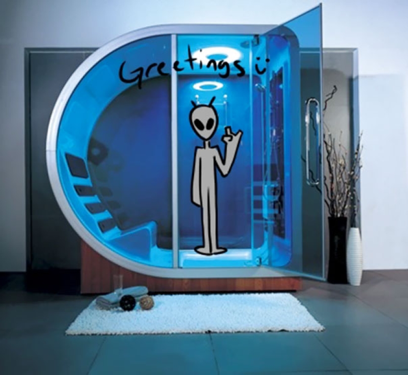 El artista complementó las fotos de duchas para los ricos para mostrar su absurdo El artista complementó las fotos de duchas para los ricos para mostrar su absurdo