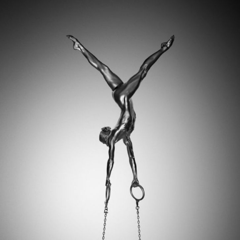 El camino plateado hacia el mundo del erotismo y la belleza