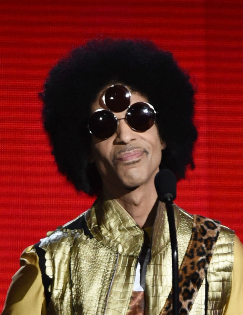 El cantante Prince falleció a los 57 años El cantante Prince falleció a los 57 años