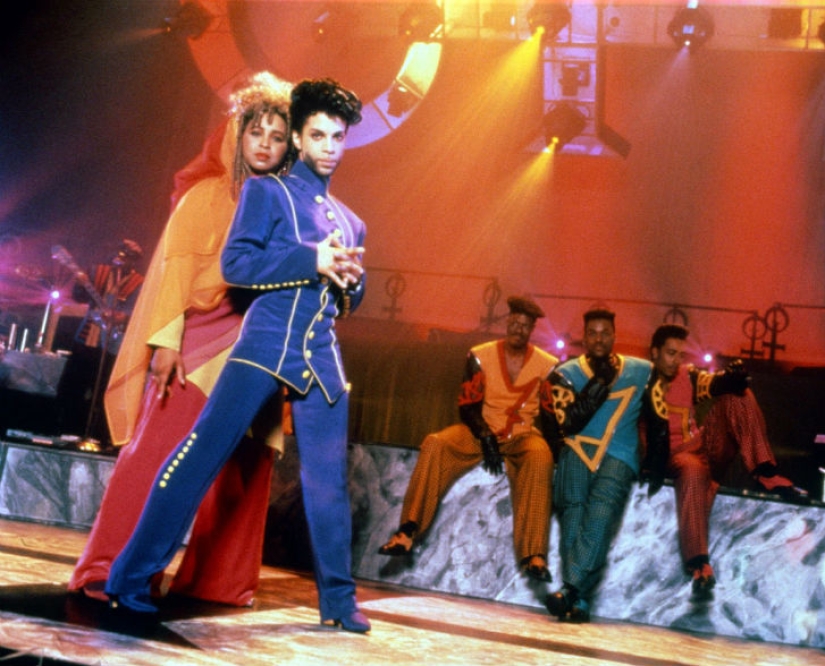 El cantante Prince falleció a los 57 años El cantante Prince falleció a los 57 años