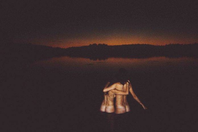 El espíritu salvaje de la libertad pura por el fotógrafo Theo Gosselin El espíritu salvaje de la libertad pura por el fotógrafo Theo Gosselin