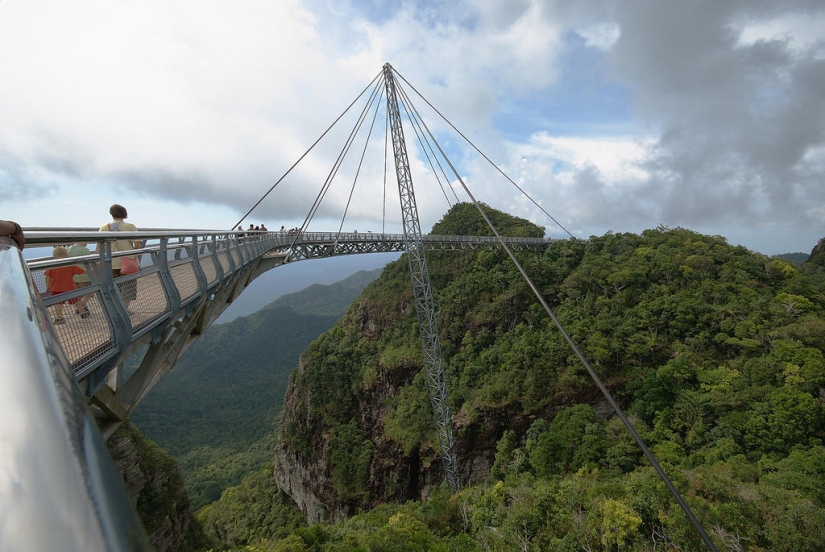 El increíble puente aéreo de Langkawi