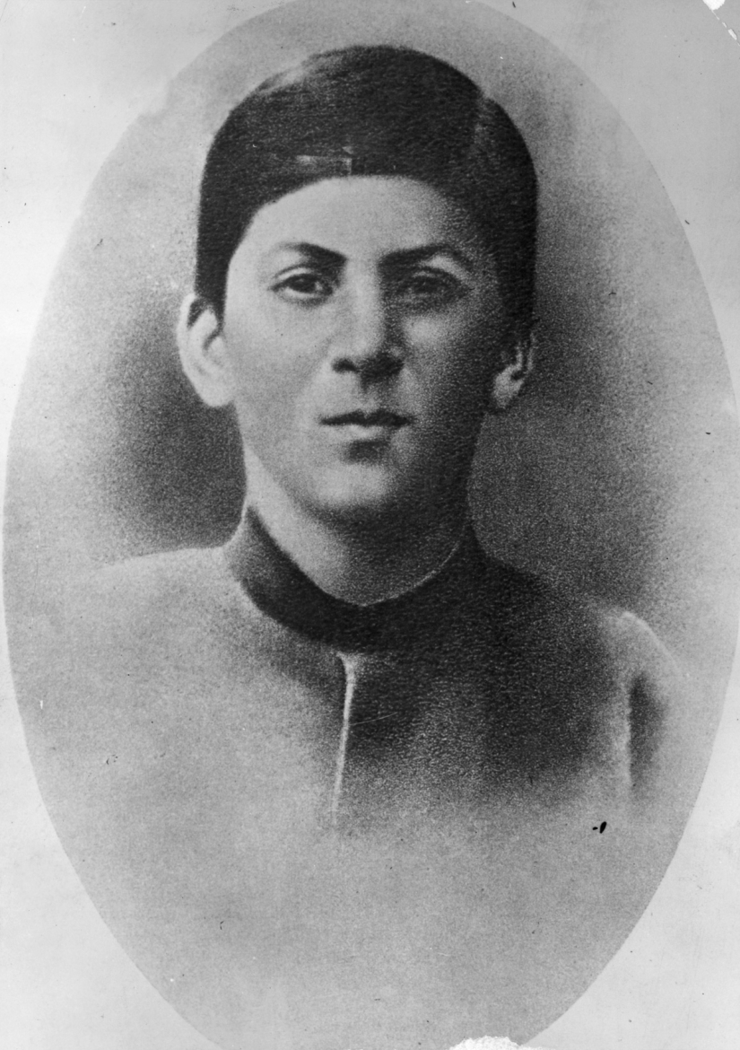El joven Joseph Stalin, ya que el partido no lo conocía. El joven Joseph Stalin, ya que el partido no lo conocía.