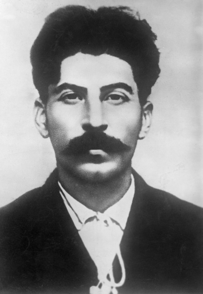 El joven Joseph Stalin, ya que el partido no lo conocía. El joven Joseph Stalin, ya que el partido no lo conocía.