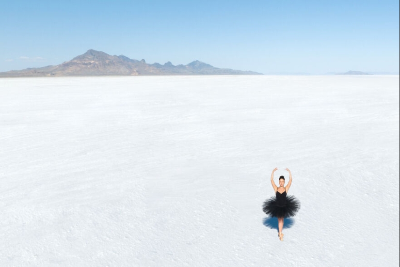 El Lago de los Cisnes Reimaginado: 16 Fotos Aéreas De Bailarines De Ballet Capturadas En El Lago Salado En Utah