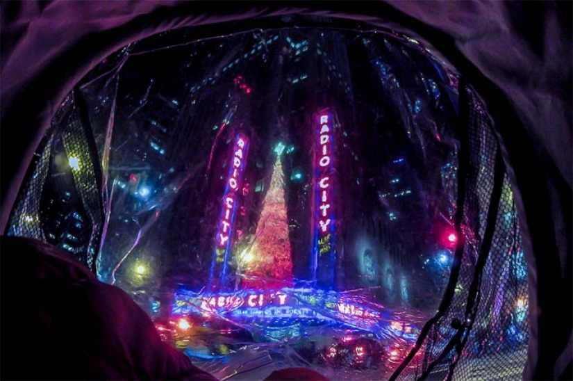 El mundo a través de los ojos de un bebé en un cochecito