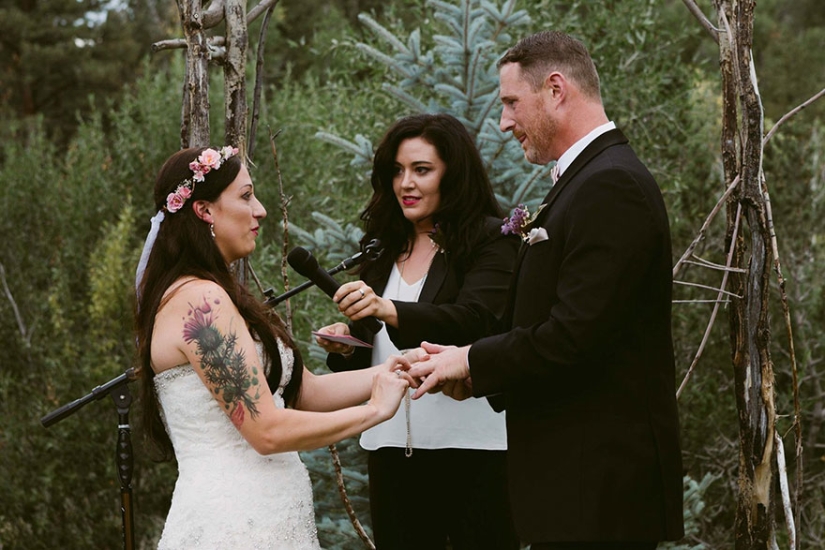 El perro moribundo vivió para ver la boda de su amada amante El perro moribundo vivió para ver la boda de su amada amante