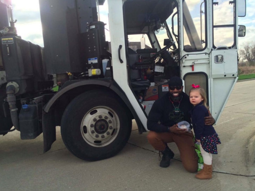 El sueño de una niña de 3 años se hizo realidad: en su cumpleaños conoció a un basurero