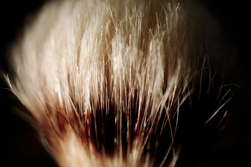 El trabajo de un peluquero y sus herramientas de trabajo. El trabajo de un peluquero y sus herramientas de trabajo.