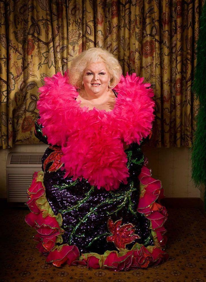 Elderly legends of burlesque
