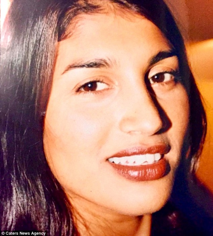 Ella tiene 54 años, pero todos toman a su hijo por novio Ella tiene 54 años, pero todos toman a su hijo por novio