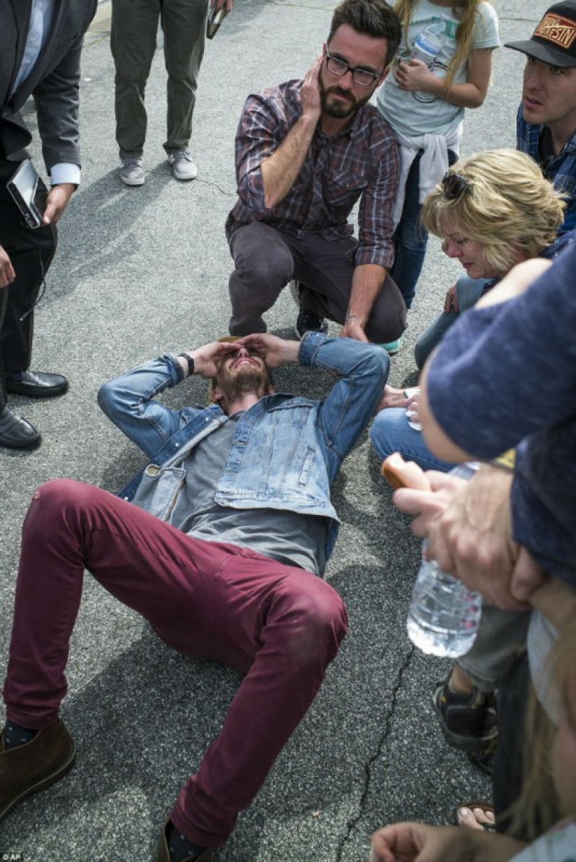 En EE. UU., los trabajadores sociales se llevan a una niña de una familia de acogida blanca porque es india En EE. UU., los trabajadores sociales se llevan a una niña de una familia de acogida blanca porque es india