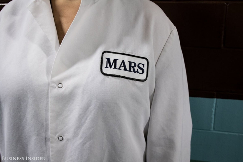 En la fábrica de M&M: cómo producir dulces que se derriten en la boca, no en las manos En la fábrica de M&M: cómo producir dulces que se derriten en la boca, no en las manos