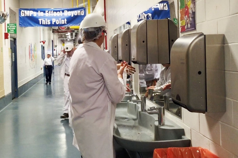 En la fábrica de M&M: cómo producir dulces que se derriten en la boca, no en las manos En la fábrica de M&M: cómo producir dulces que se derriten en la boca, no en las manos