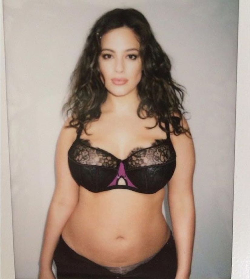 En las páginas de Sports Illustrated el modelo aparecerá con formularios no estándar.