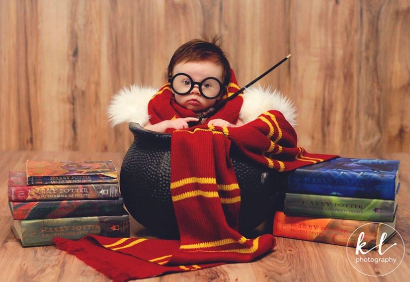 Encantadora sesión de fotos de un bebé en la imagen de Harry Potter Encantadora sesión de fotos de un bebé en la imagen de Harry Potter